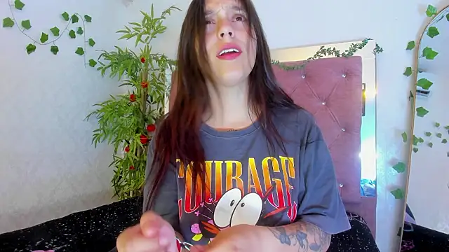 JulianaCarter online show from 03/23/26, 07:25