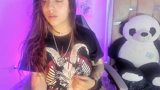 JulianaCarter online show from 09/09/25, 07:45