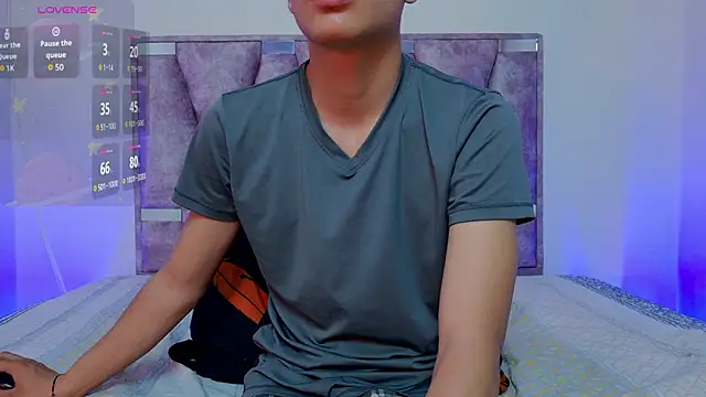 lana and liam  online show from 09/14/25, 10:37