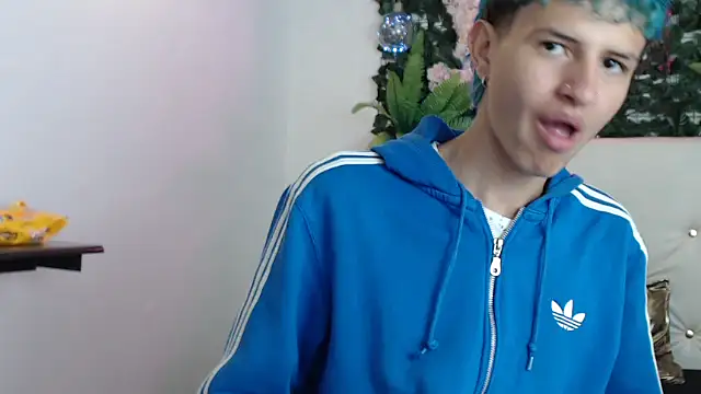 Snapshot of iam_lukas__ chatting on 10/03/25, 02:26 iam lukas online show from 10/03/25, 02:26