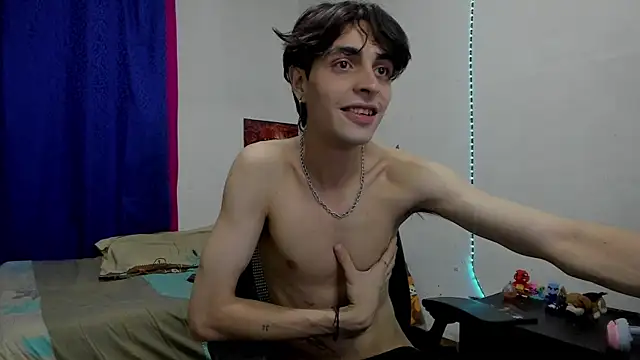 golden ryyan online show from 12/15/25, 03:56