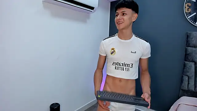 stephane rouss online show from 11/17/25, 08:24