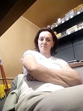 KimmyAghora online show from 09/16/25, 11:00