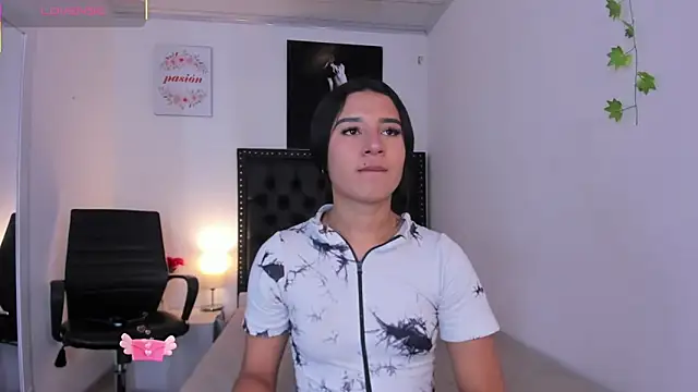 ScarlettVell online show from 12/20/25, 07:06