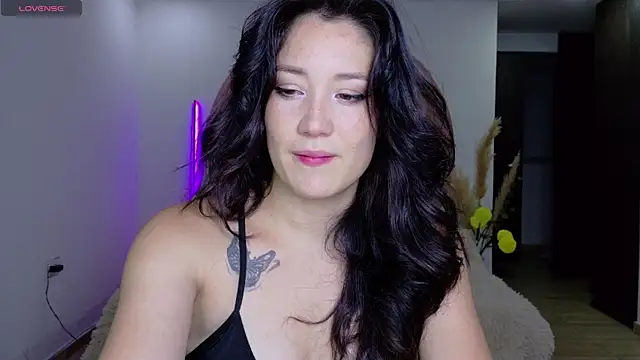 Eliih 01 online show from 04/13/26, 03:10