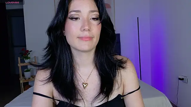 Eliih 01 online show from 10/07/25, 11:50