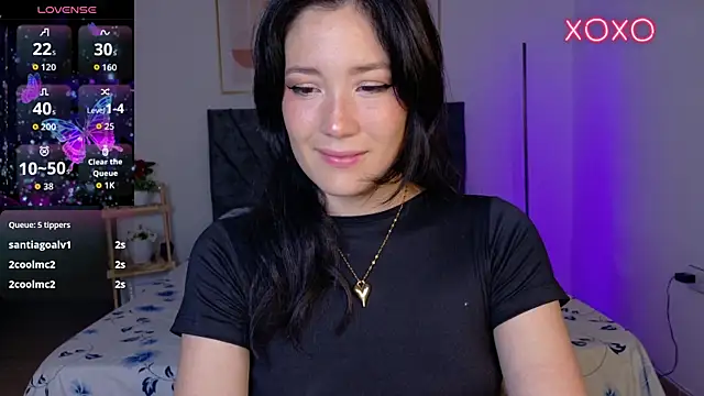 Eliih 01 online show from 10/15/25, 02:43