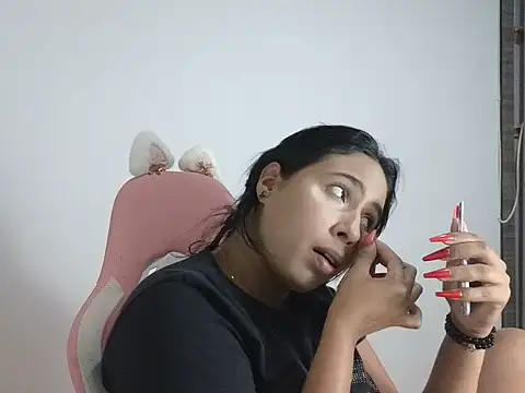 Snapshot of Valery_lovex_ chatting on 09/14/25, 11:38 Valery lovex online show from 09/14/25, 11:38