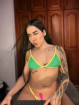 Snapshot of KaditaNavarro chatting on 07/01/26, 11:05 KaditaNavarro online show from 07/01/26, 11:05
