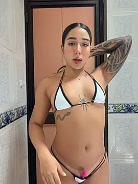 KaditaNavarro online show from 04/04/26, 04:35