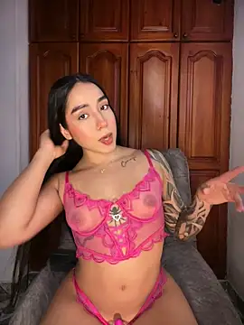 KaditaNavarro online show from 05/27/26, 12:09