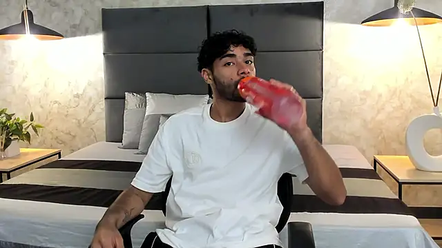 RaphaelDufort online show from 11/22/25, 11:36