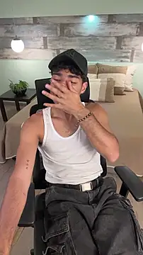 RaphaelDufort online show from 01/19/26, 04:11