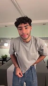 RaphaelDufort online show from 01/18/26, 05:05