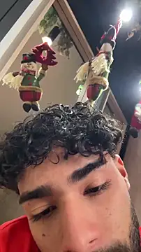 RaphaelDufort online show from 12/22/25, 05:46