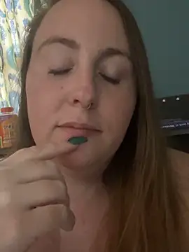 Domimommy420 online show from 10/13/25, 05:25