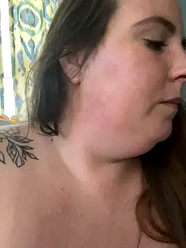 Domimommy420 online show from 10/24/25, 05:34