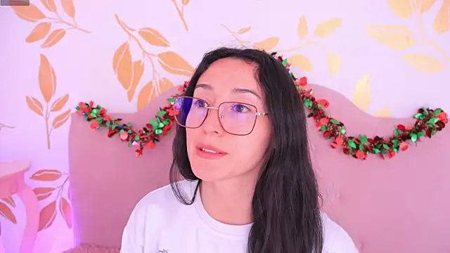 Ginevra esposito online show from 12/15/25, 12:44