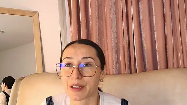 Ginevra esposito online show from 03/30/26, 12:50