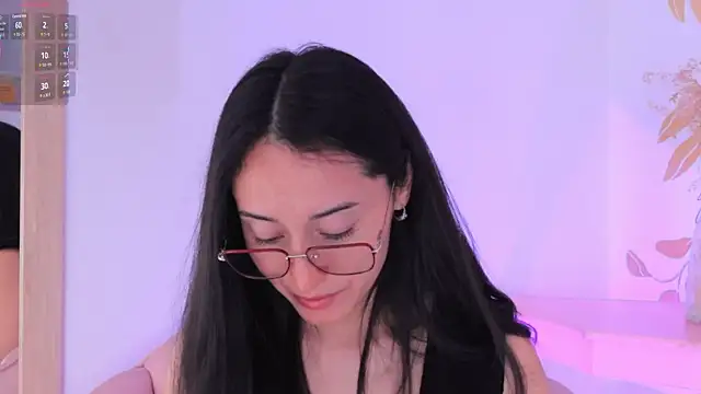 Ginevra esposito online show from 11/07/25, 12:42