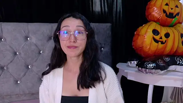 Ginevra esposito online show from 10/30/25, 12:58