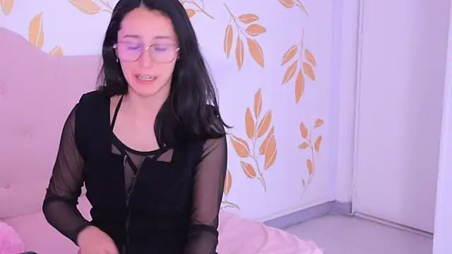 Snapshot of Ginevra_esposito chatting on 10/03/25, 12:39 Ginevra esposito online show from 10/03/25, 12:39