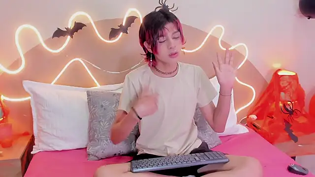 Dan Copers online show from 10/29/25, 02:38