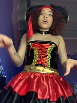 Snapshot of ValentinaStorm1 chatting on 10/31/25, 01:08 ValentinaStorm1 online show from 10/31/25, 01:08