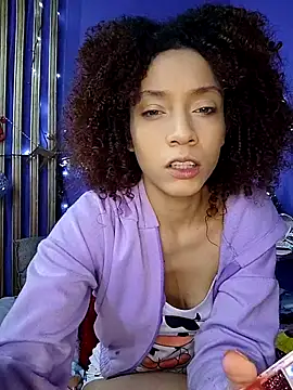 Snapshot of ValentinaStorm1 chatting on 11/14/25, 10:41 ValentinaStorm1 online show from 11/14/25, 10:41