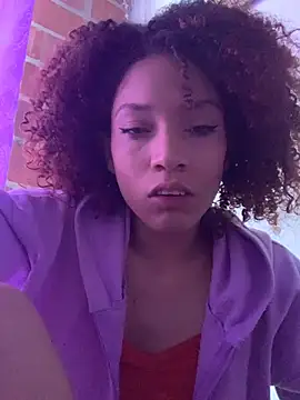 Snapshot of ValentinaStorm1 chatting on 11/07/25, 11:15 ValentinaStorm1 online show from 11/07/25, 11:15