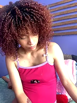 Snapshot of ValentinaStorm1 chatting on 09/21/25, 08:03 ValentinaStorm1 online show from 09/21/25, 08:03
