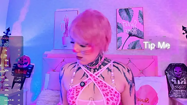 Snapshot of mystikdoll chatting on 10/31/25, 12:46 mystikdoll online show from 10/31/25, 12:46