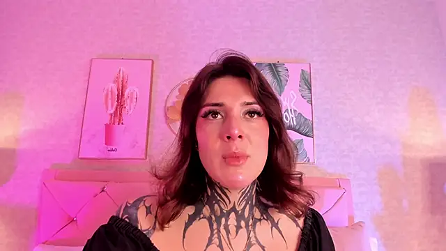 Snapshot of mystikdoll chatting on 10/29/25, 11:53 mystikdoll online show from 10/29/25, 11:53