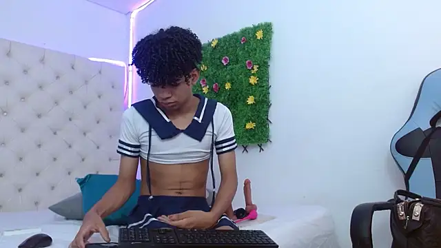 Ivone Rose  online show from 10/19/25, 12:41