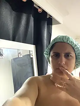 Electraweb 09 online show from 11/21/25, 09:03