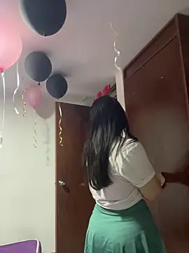 Electraweb 09 online show from 12/16/25, 09:08