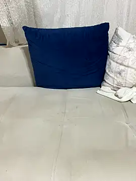 Nursen1 online show from 11/21/25, 08:30