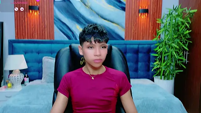 dilan 911 online show from 03/30/26, 07:15