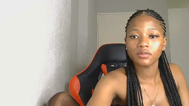 Ballenciaa online show from 12/18/25, 05:28