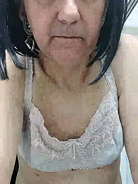 Emily de Carla online show from 12/19/25, 07:44