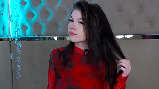 Wanda Wild online show from 10/11/25, 04:02