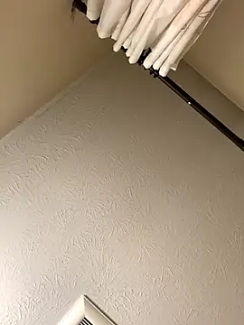 sarah2007 online show from 11/11/25, 06:47