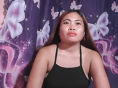 Snapshot of Hot_Samantha4u chatting on 06/27/26, 12:33 Hot Samantha4u online show from 06/27/26, 12:33