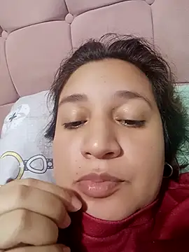 Snapshot of Arianna_Hot777 chatting on 10/04/25, 04:19 Arianna Hot777 online show from 10/04/25, 04:19