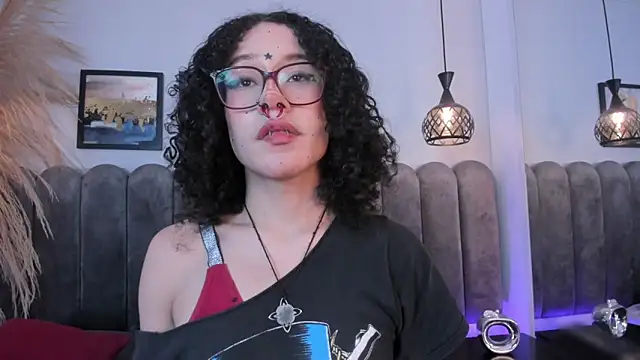 Dark nina  online show from 12/01/25, 03:29