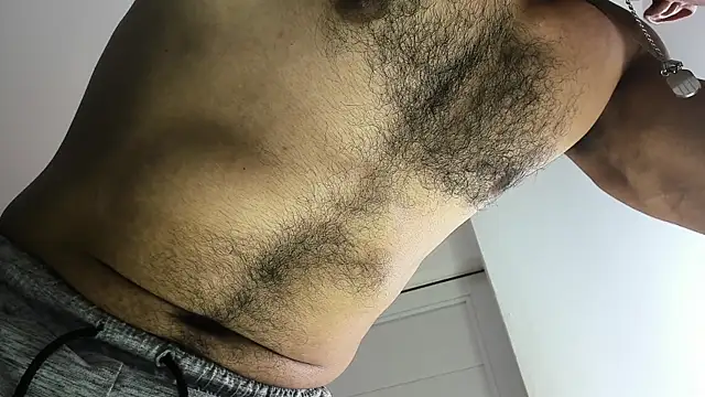 latinhotmuscle online show from 04/06/26, 04:30