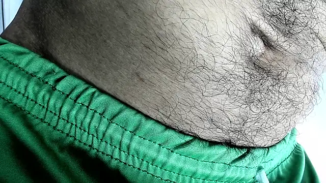 latinhotmuscle online show from 11/25/25, 05:19