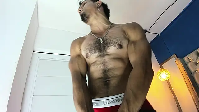 latinhotmuscle online show from 06/09/26, 09:05