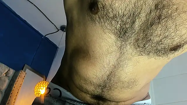 latinhotmuscle online show from 05/06/26, 08:57