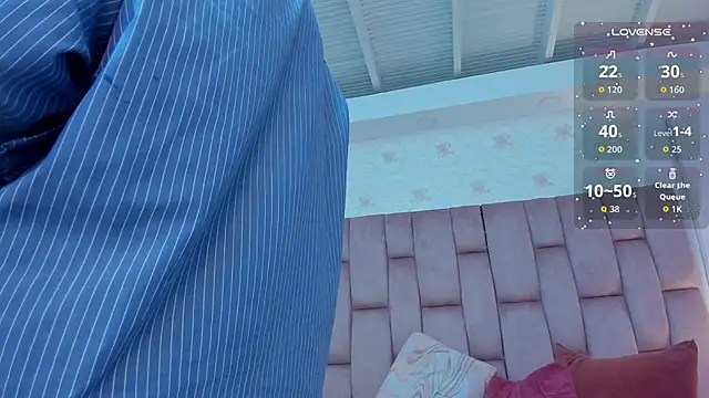 aishathornee online show from 09/18/25, 09:23